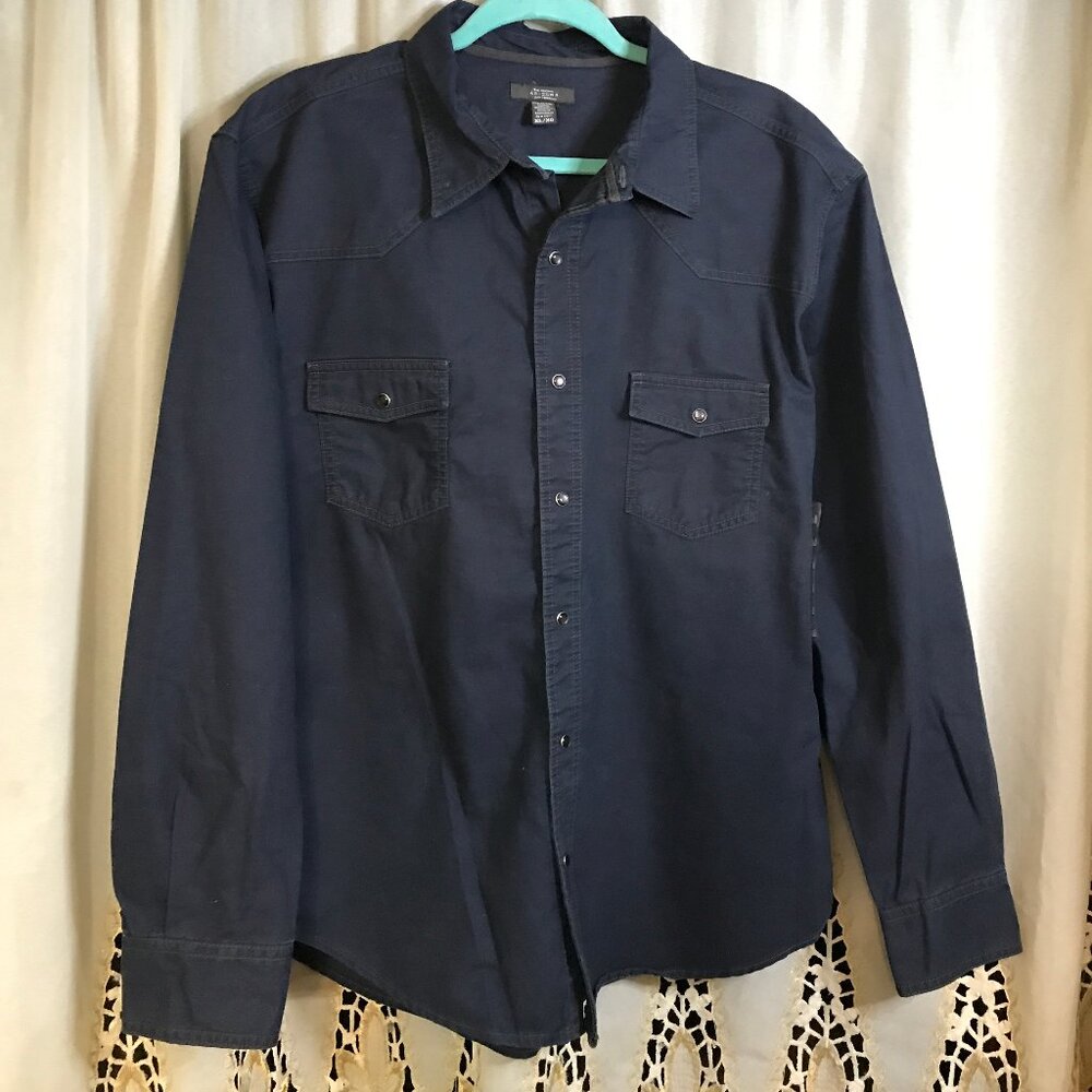 Men's Durable Two Pocket western style button snap Long Sleeve  Shirt size XL